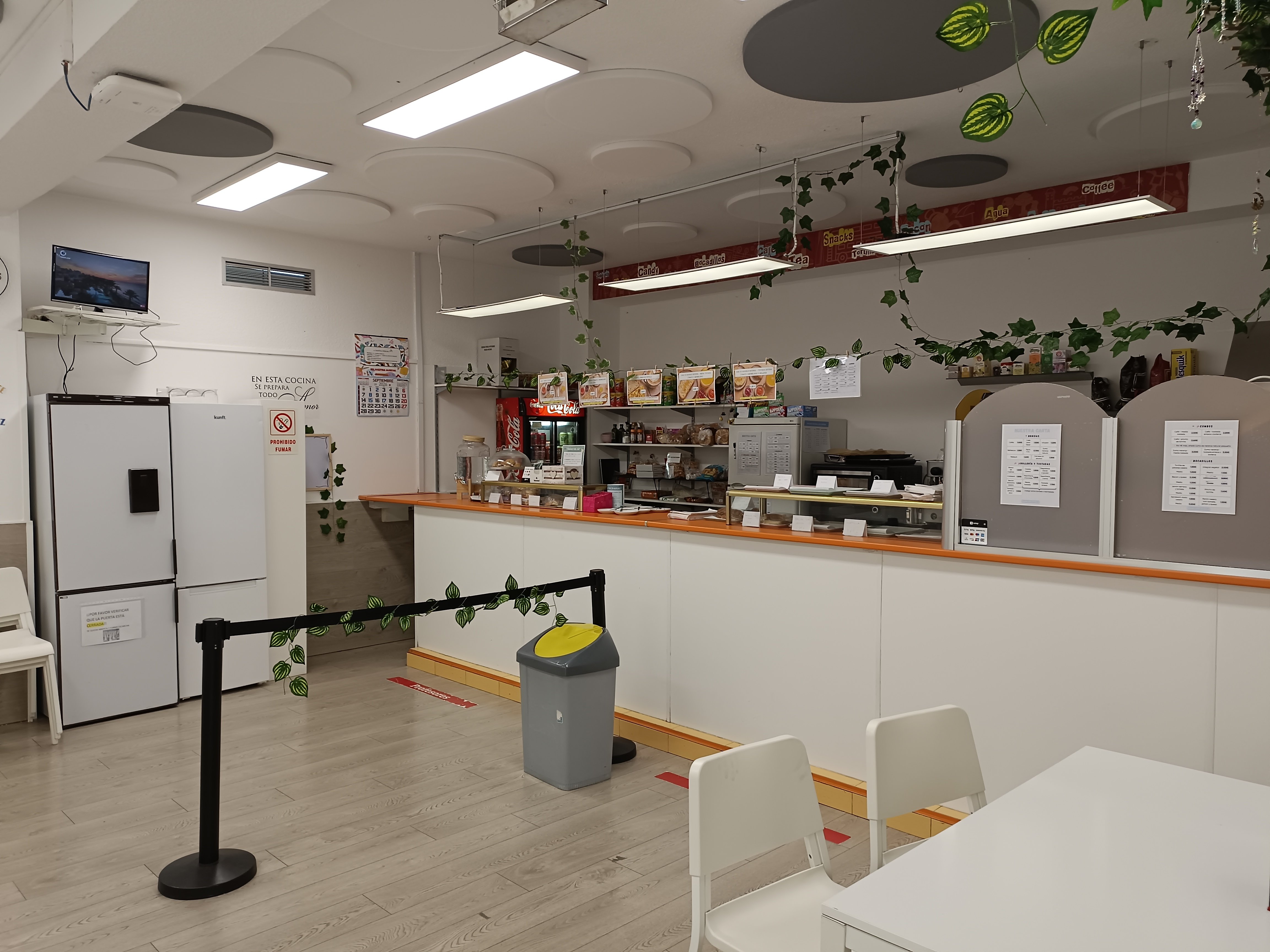 Cafeteria2